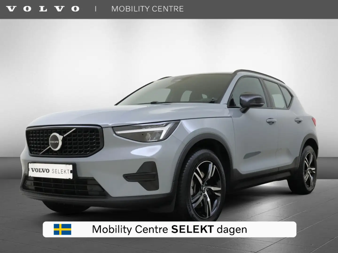 Volvo XC40 B4 Plus Dark | Trekhaak | H&K Audio | Memory Gris - 1
