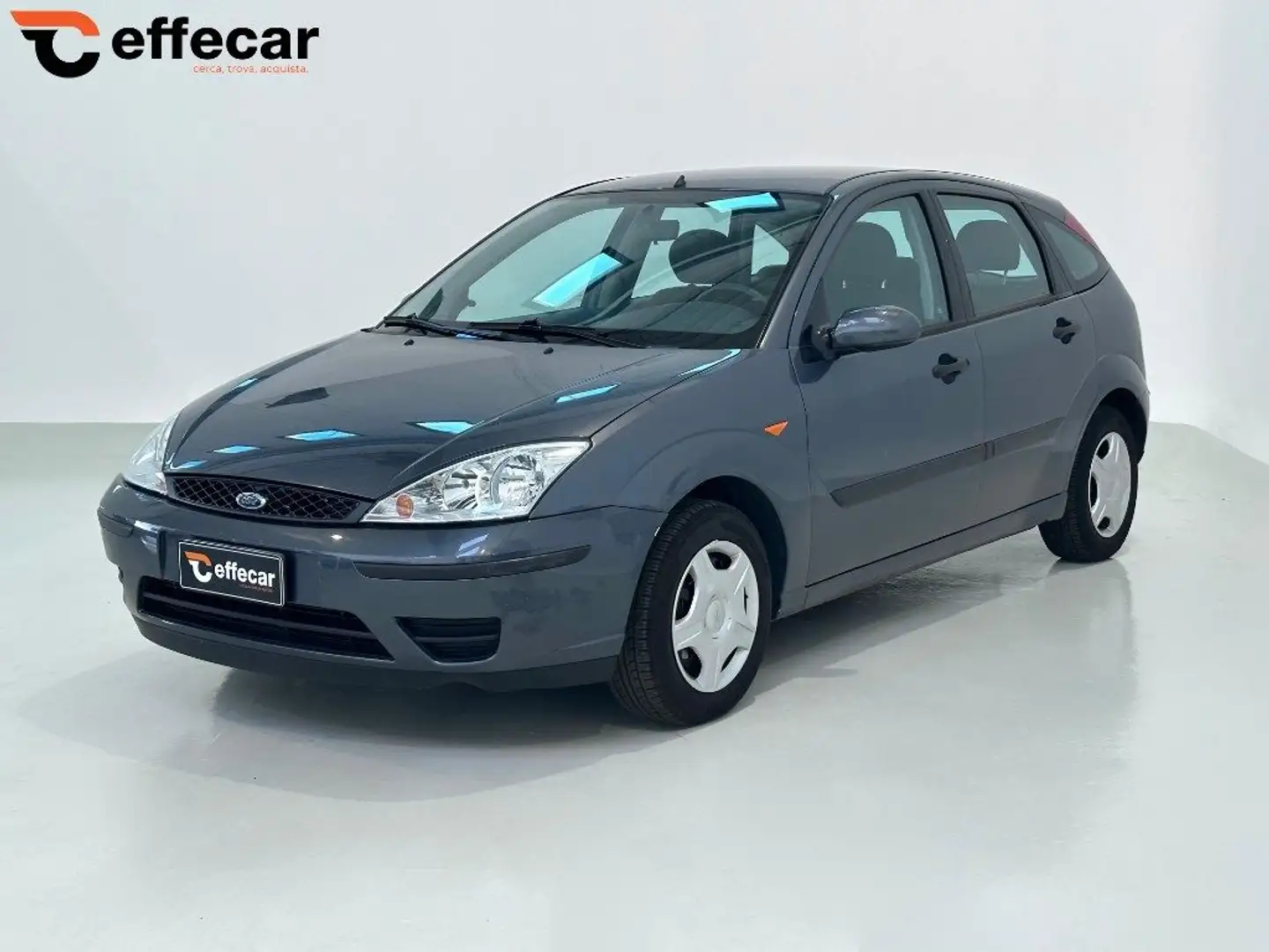 Ford Focus 1.6i 16V cat 5p. Ambiente Gris - 1