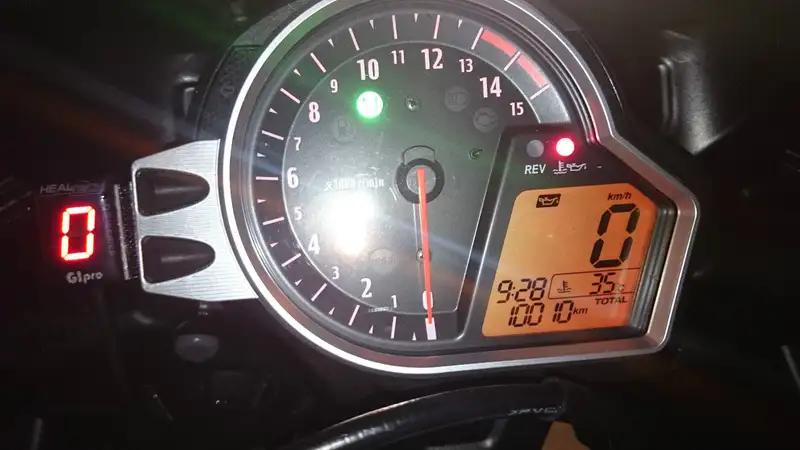 Honda CBR 1000 - foto 2