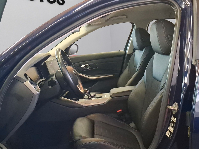 BMW 318 d Touring,1.Hand,Navi,Tempo,LED,Kamera,AHK — photo 7
