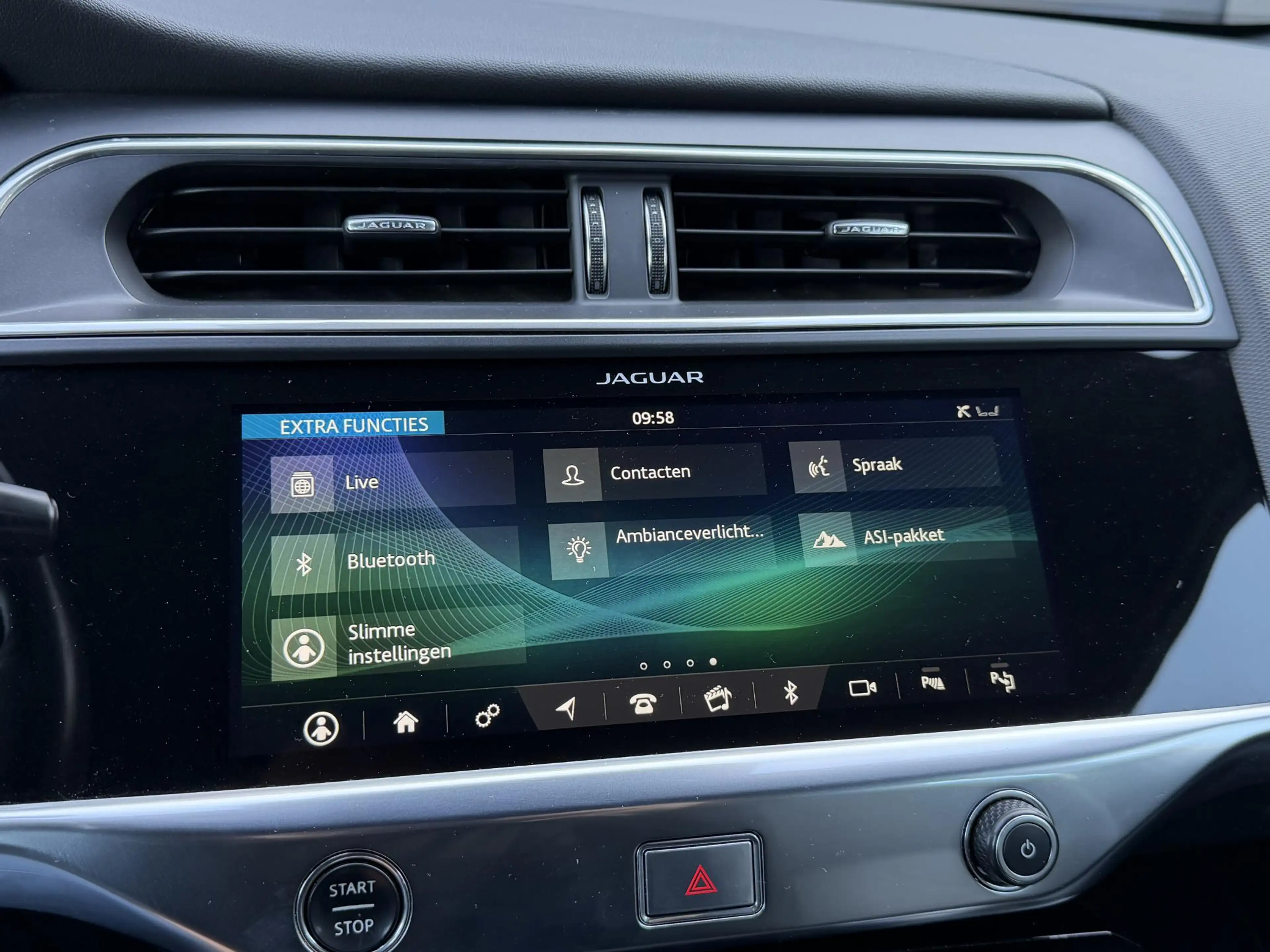 Jaguar I-Pace EV400 SE 90 kWh SOH 95%| Camera | Head-Up Display — photo 24