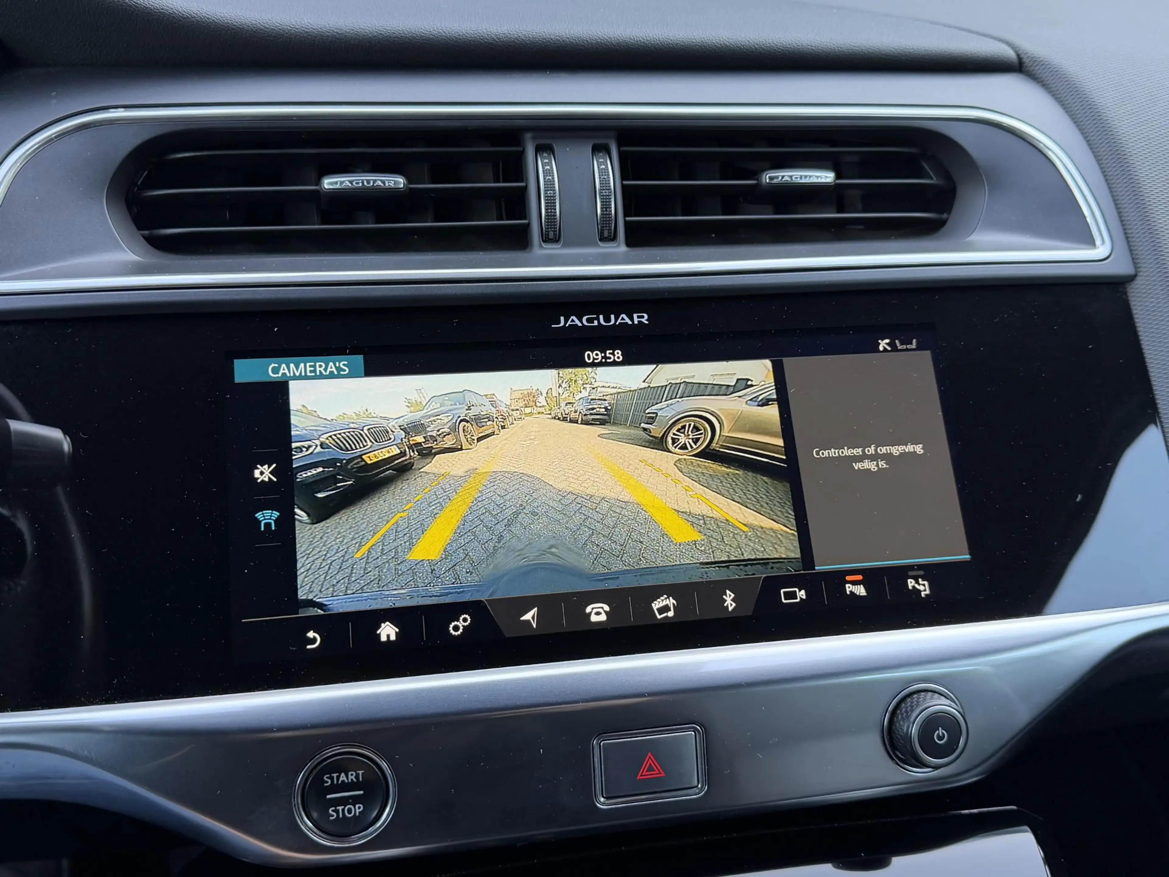 Jaguar I-Pace EV400 SE 90 kWh SOH 95%| Camera | Head-Up Display — photo 21