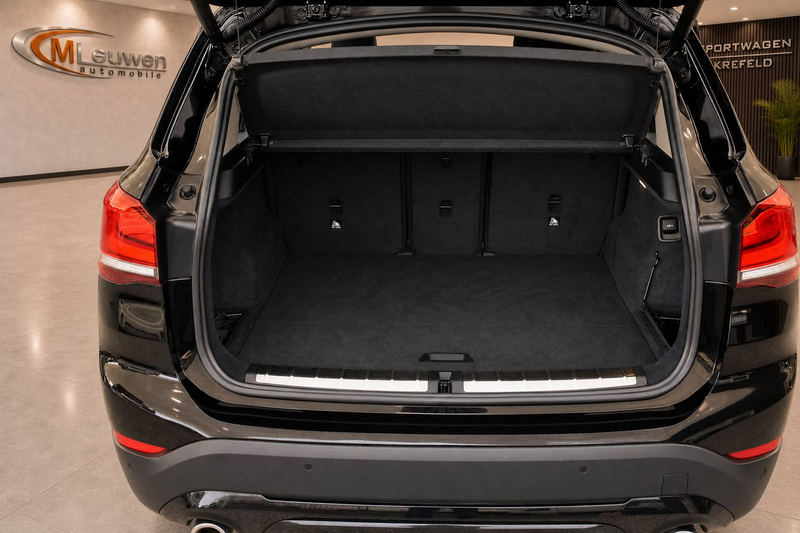 BMW X1 sDrive 18 d Sport Line *NAVI*LED*18" ALU*SHZG* — photo 11