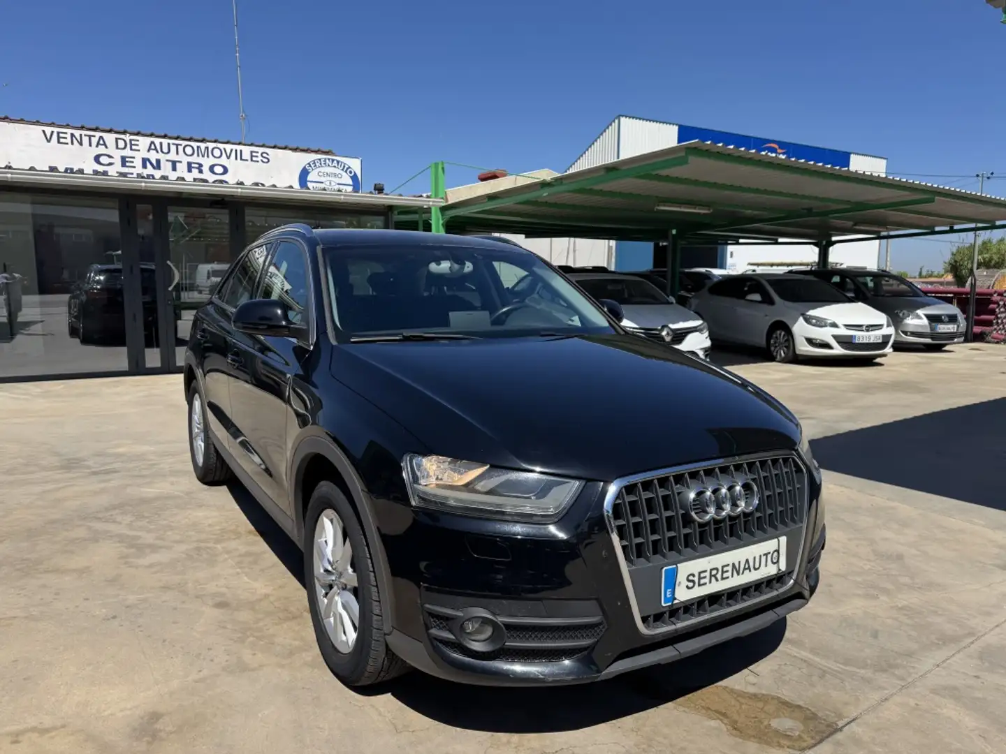 Audi Q3 2.0TDI Ambiente Negro - 1
