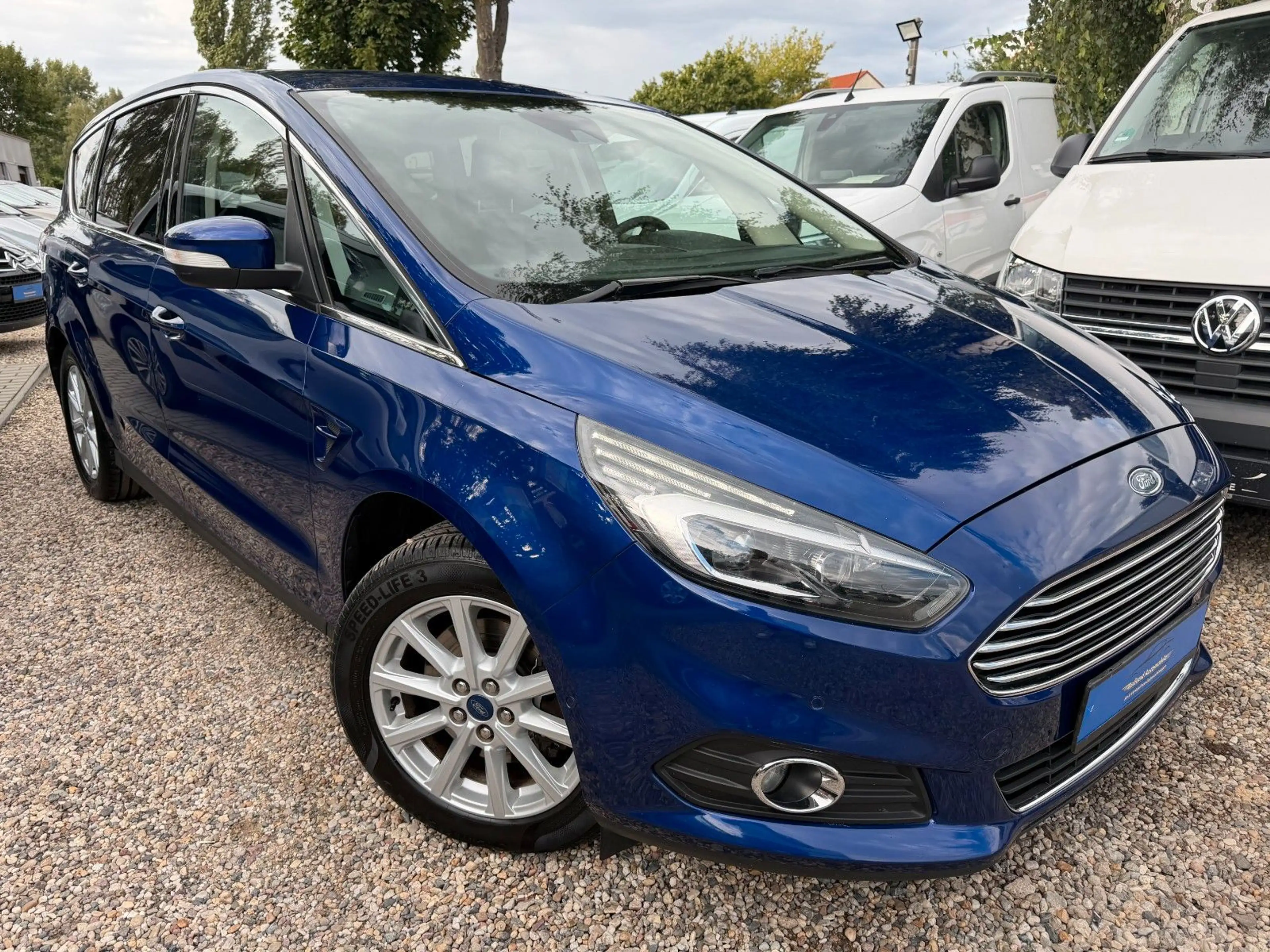 Ford S-Max Titanium*1.HD*Aut*Navi*SHZ*FHZ*PDC*TÜV NEU