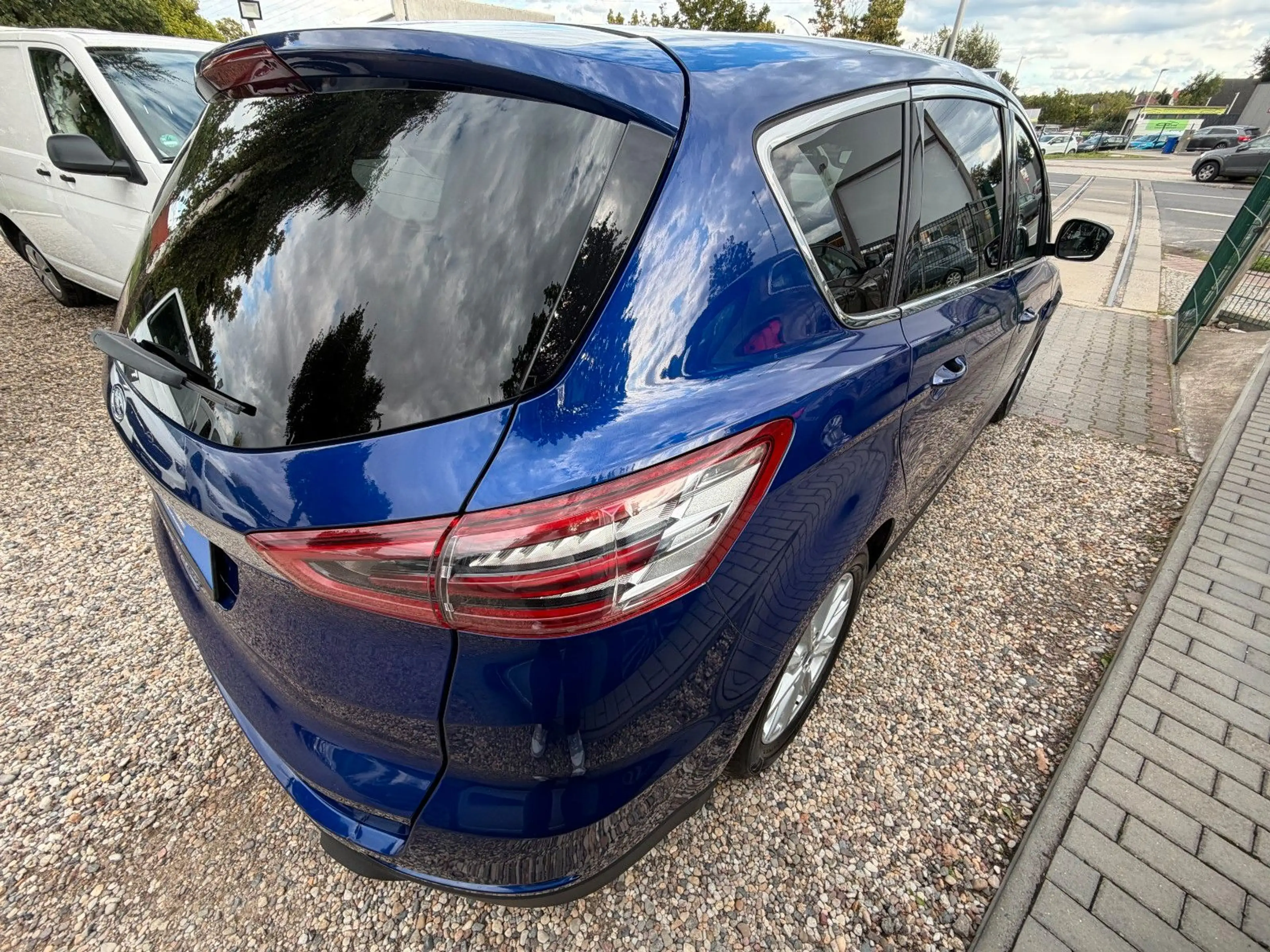 Ford S-Max Titanium*1.HD*Aut*Navi*SHZ*FHZ*PDC*TÜV NEU — photo 8