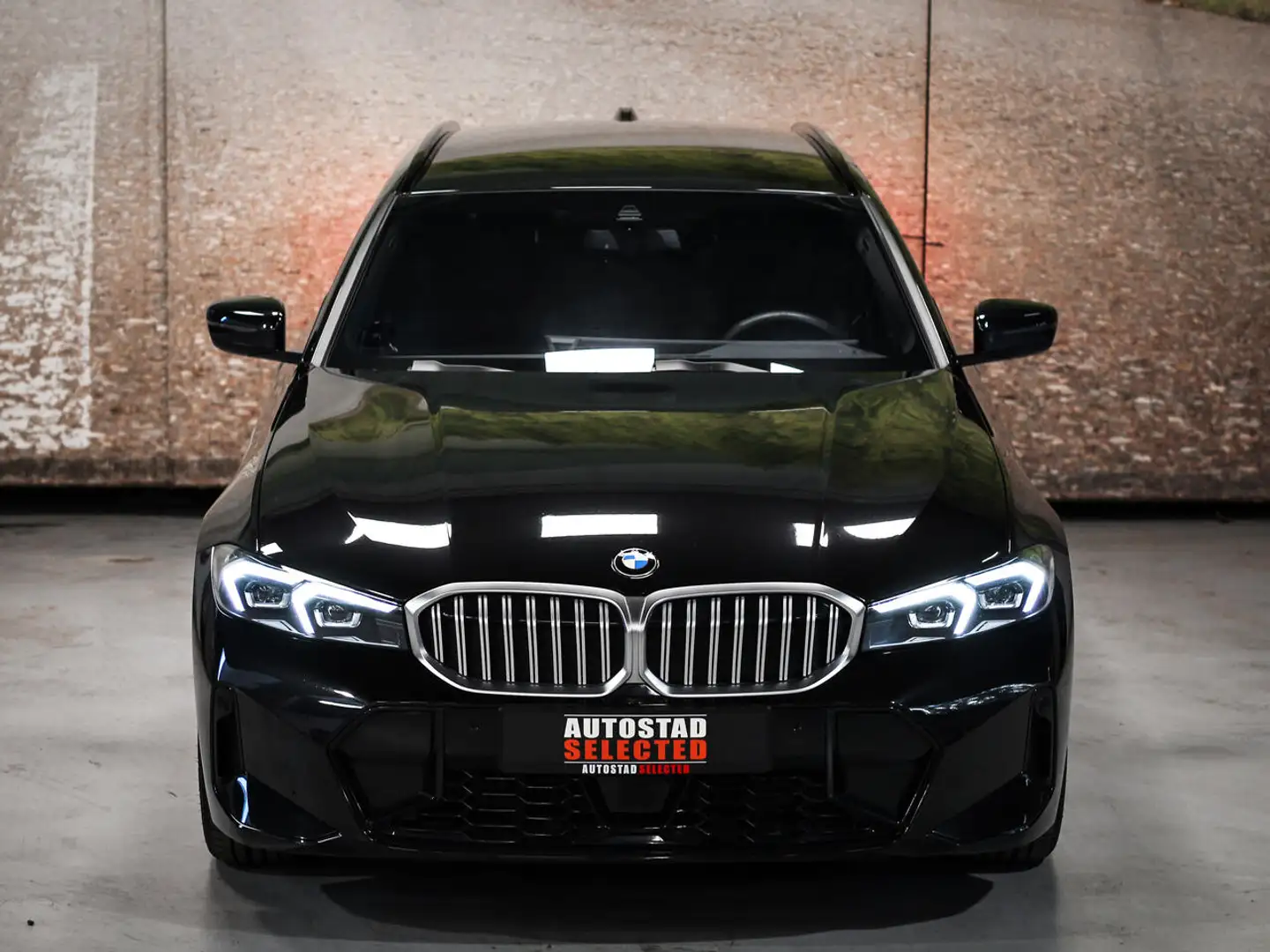 BMW 330 Touring M-Sport xDrive Facelift Negro - 1