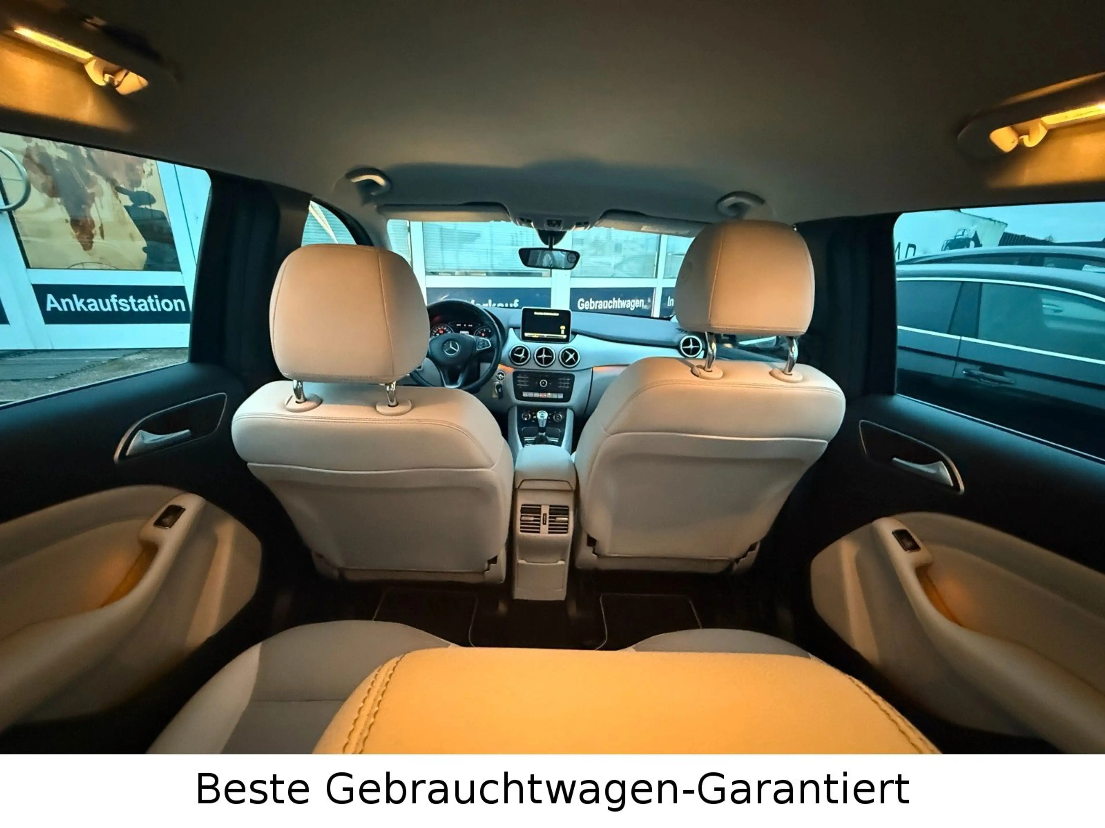 Mercedes-Benz B 200 Sports Tourer*Kamera*Memory*Ambiente* — photo 9