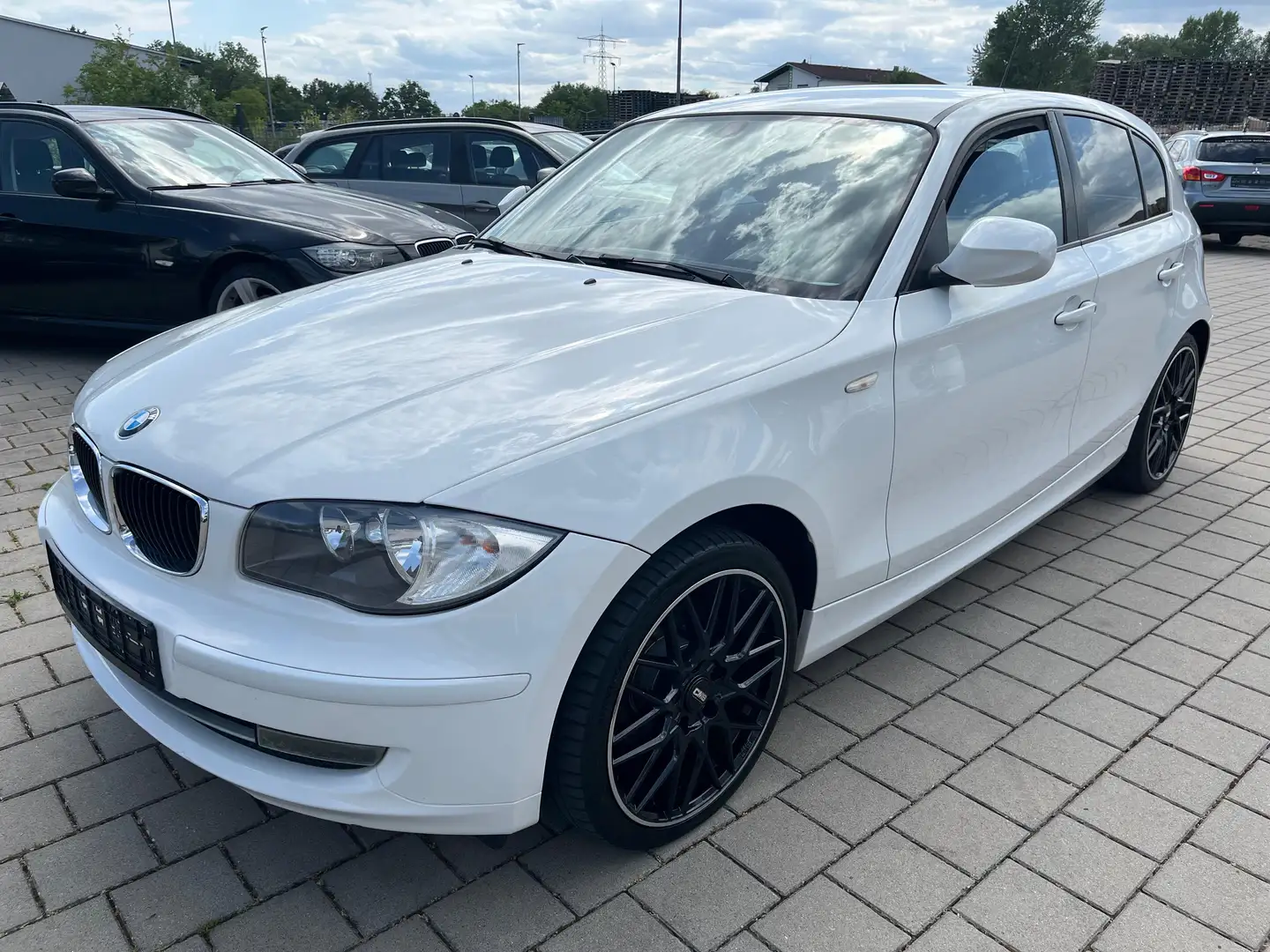 BMW 116 116i Blanc - 1