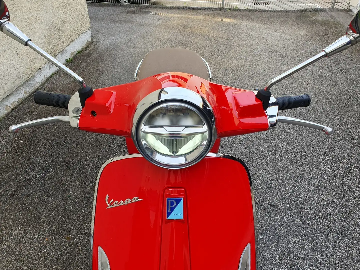 Vespa Primavera 50 Czerwony - 1