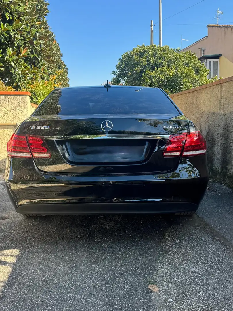 Mercedes-Benz E 220 bt Business auto - 2