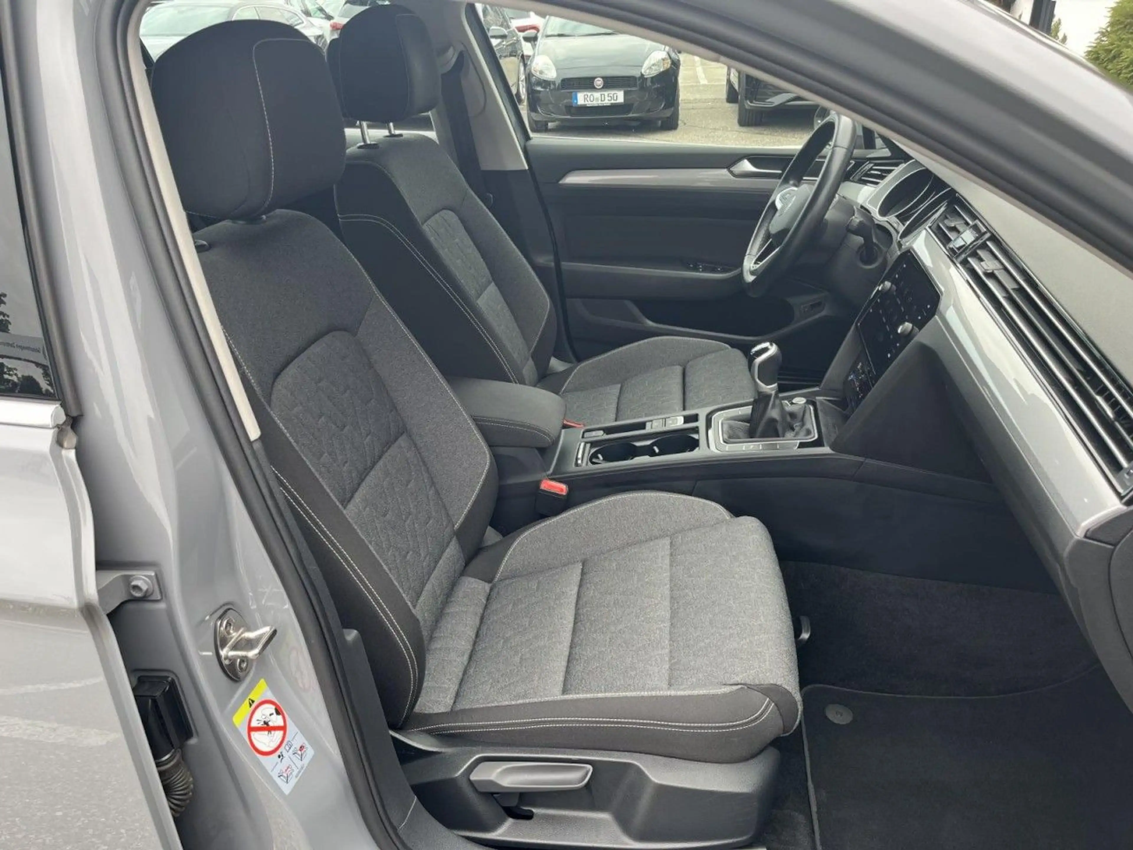 Volkswagen Passat Variant 2,0 TDI Business (LED+Navi+RearVi — photo 10