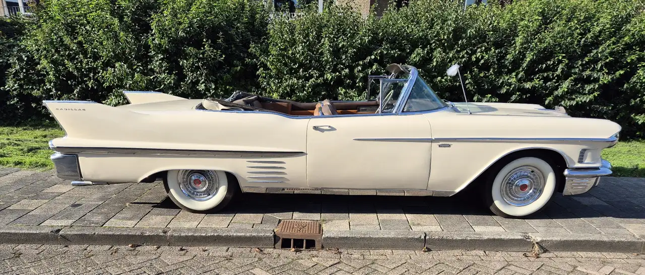 Cadillac Eldorado serie 62 convertible, foto 3