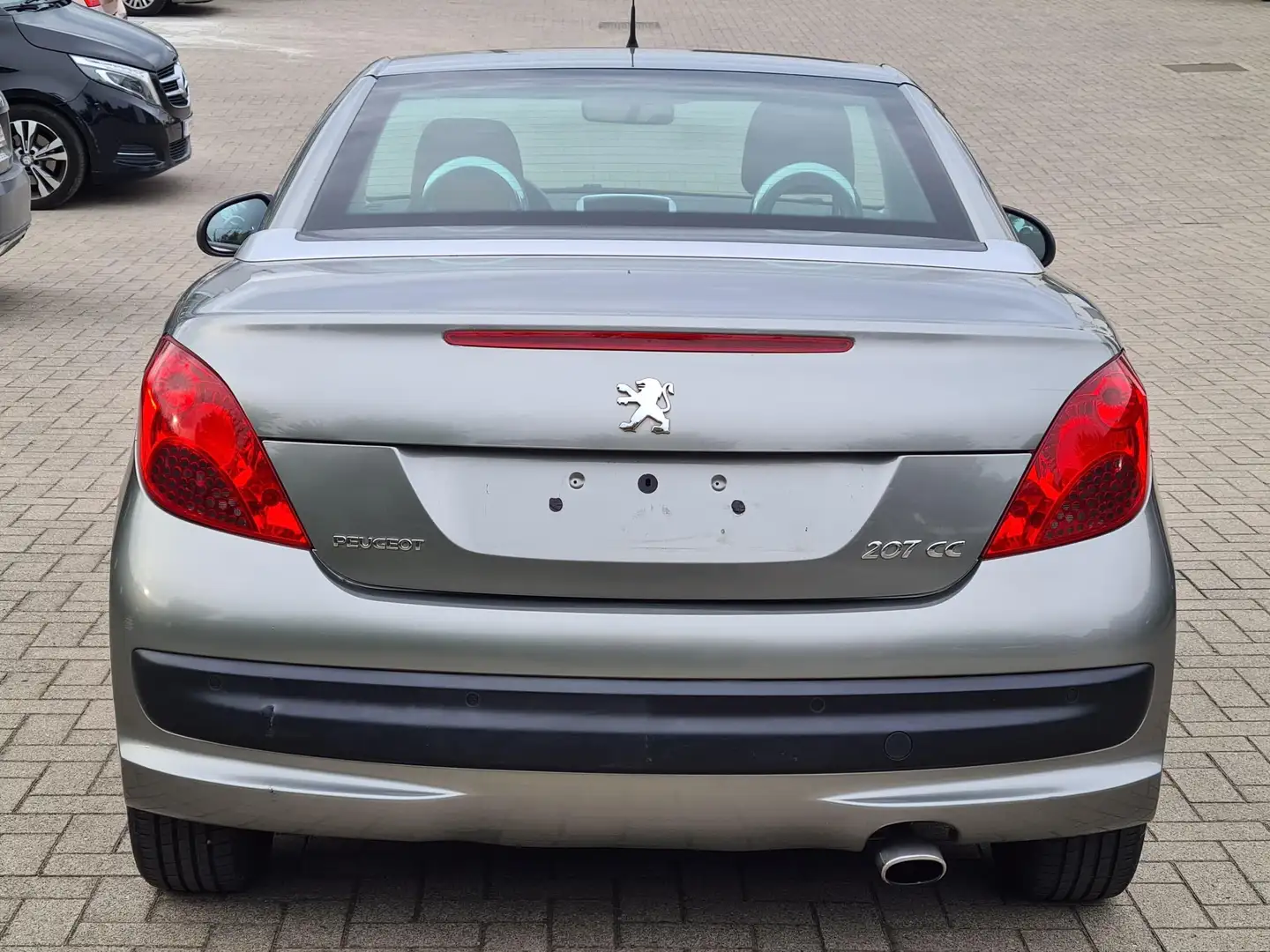 Peugeot 207 cc Cabriolet 1.6 Benzine 88Kw 120PK Année 2009 Argent - 2