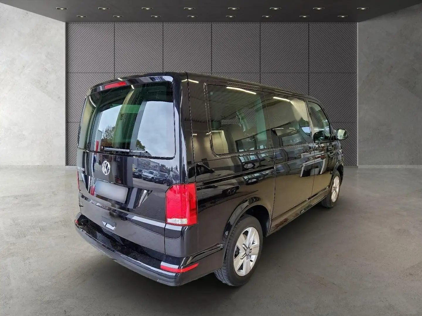 Volkswagen T6.1 Multivan 2.0 TDI Trendline Schwarz - 2