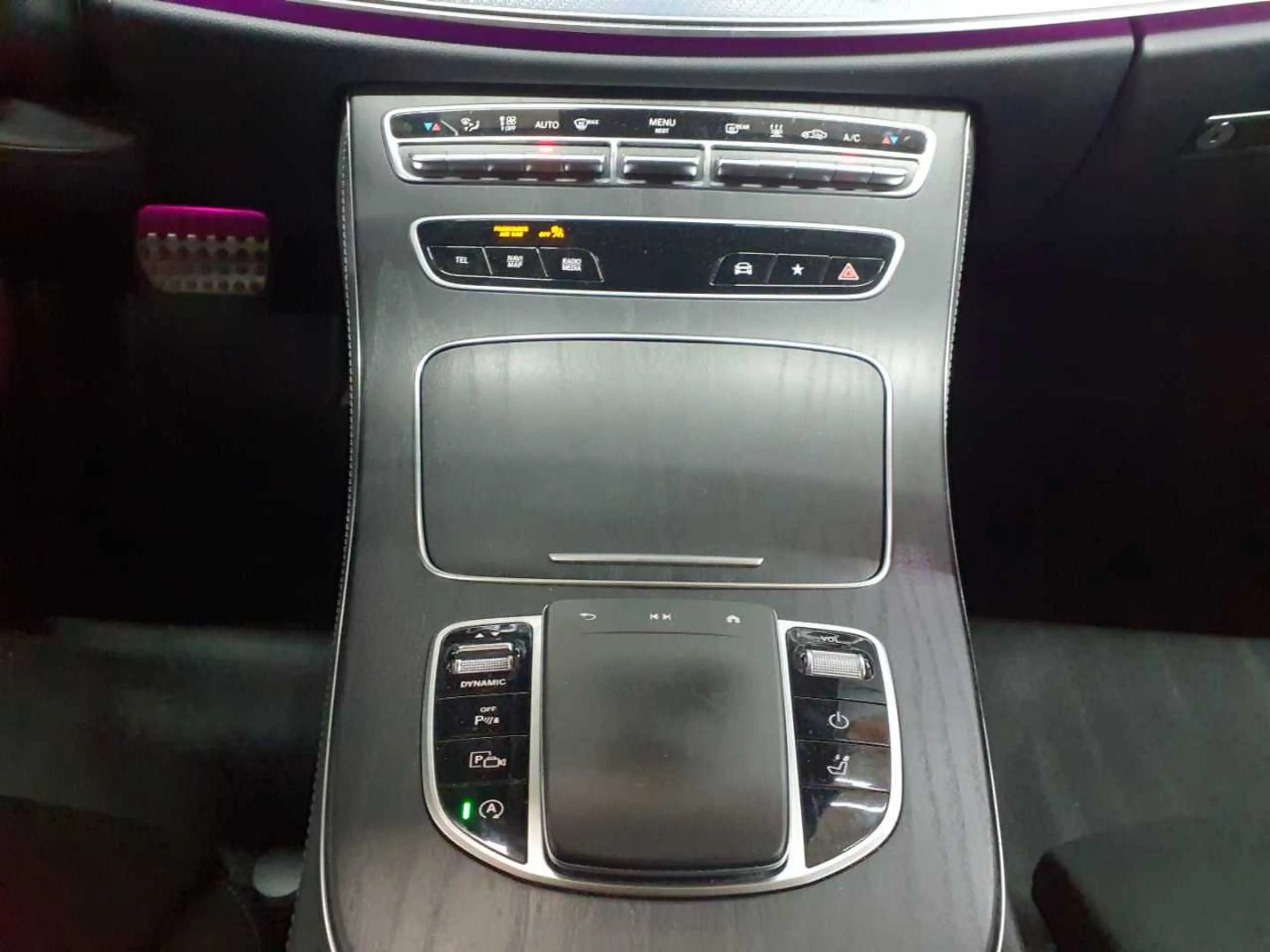 Mercedes-Benz E 400 E 400 d 4Matic T 9G AMG Line AHK HuD StHz — photo 10
