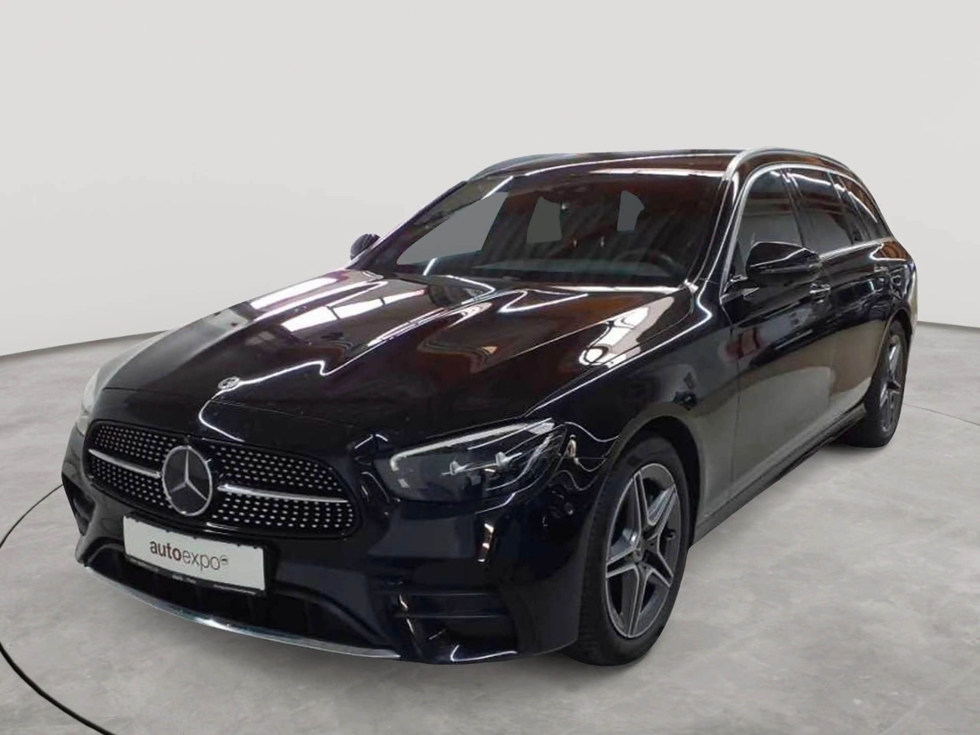 Mercedes-Benz E 400 E 400 d 4Matic T 9G AMG Line AHK HuD StHz — photo 2