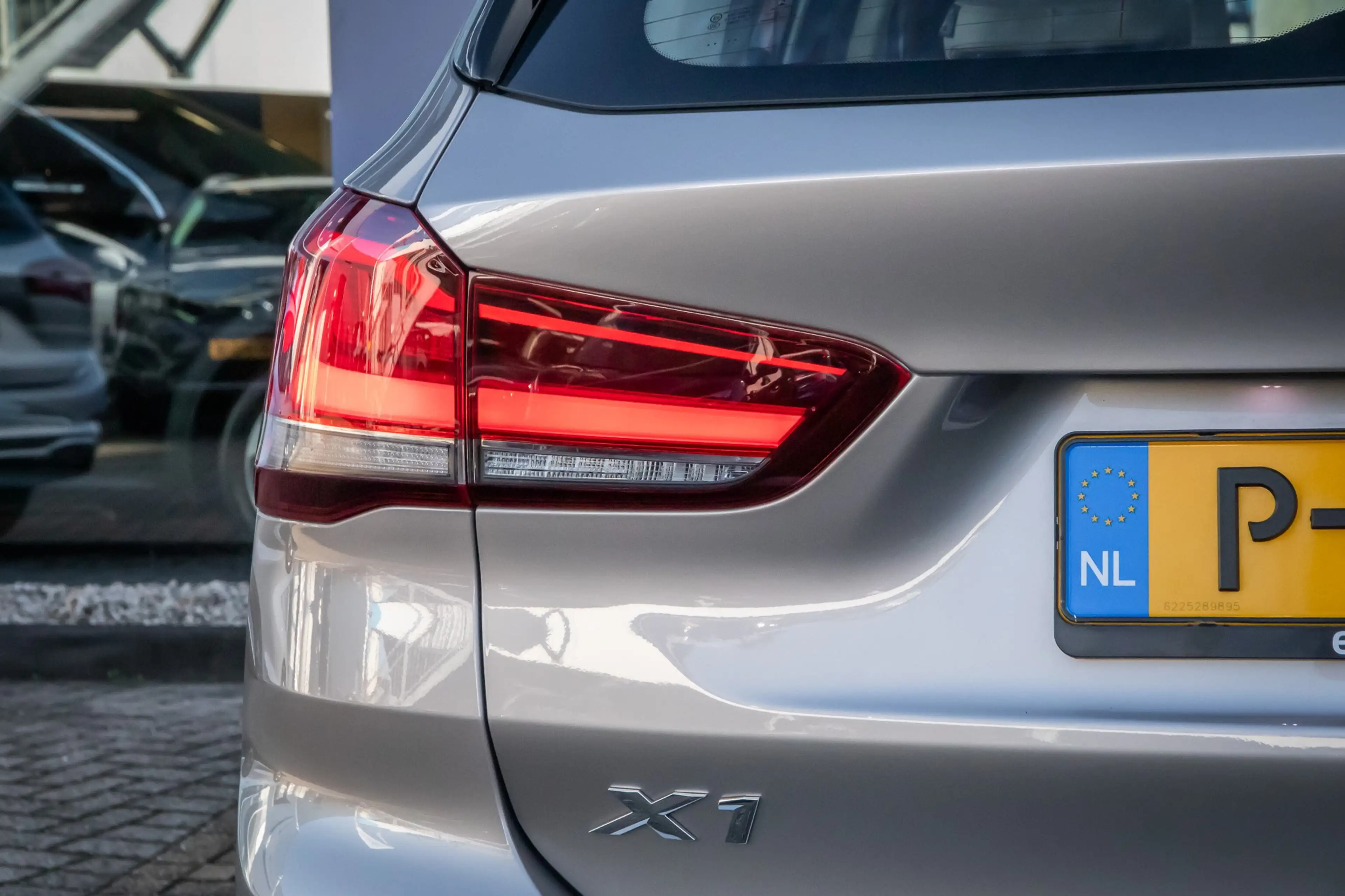 BMW X1 xDrive25e Business Edition Plus | Panodak | Leder — photo 19