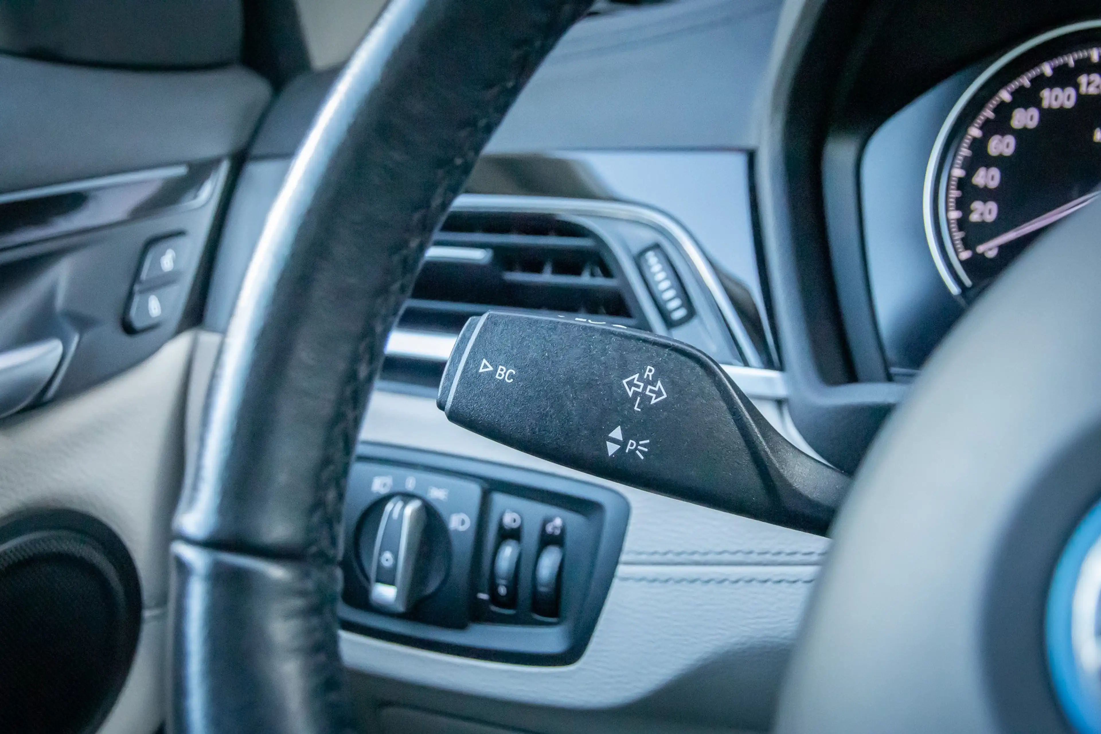 BMW X1 xDrive25e Business Edition Plus | Panodak | Leder — photo 28