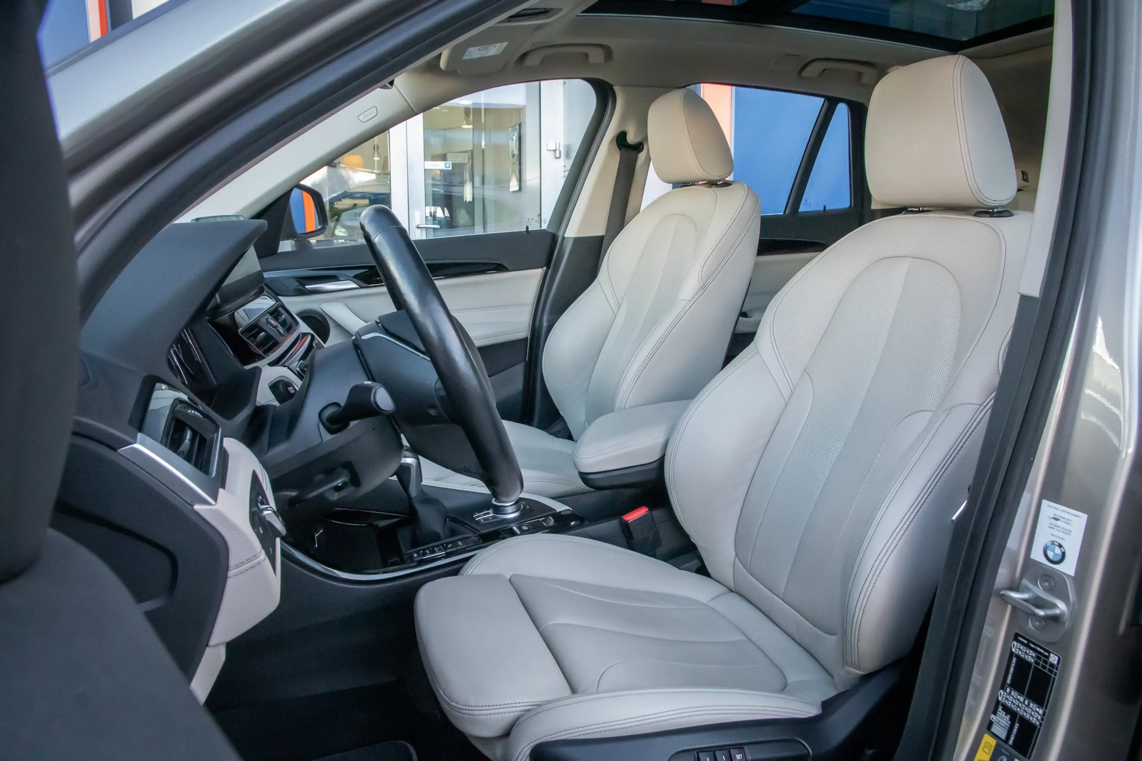BMW X1 xDrive25e Business Edition Plus | Panodak | Leder — photo 13