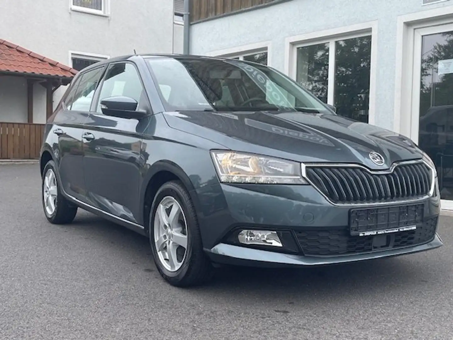 Skoda Fabia 1.0 TSI Style Gris - 1