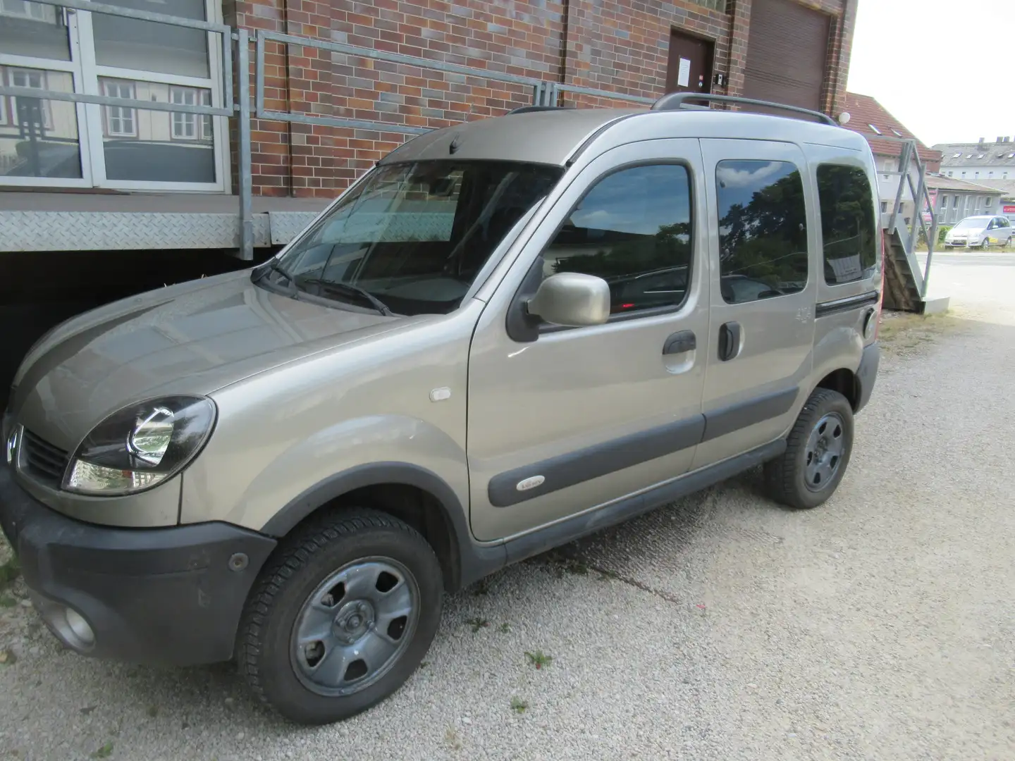 Renault Kangoo 4x4 1.6 16V Srebrny - 2