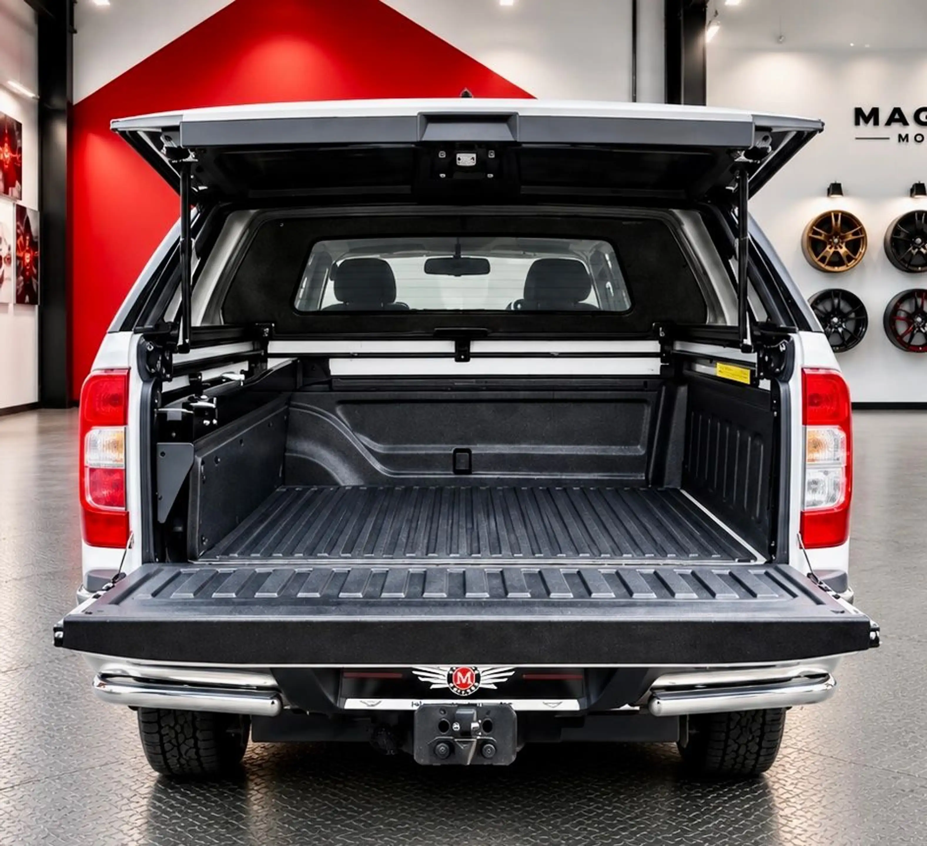 Nissan Navara NP300 N-Connecta Double Cab 4x4 — photo 12