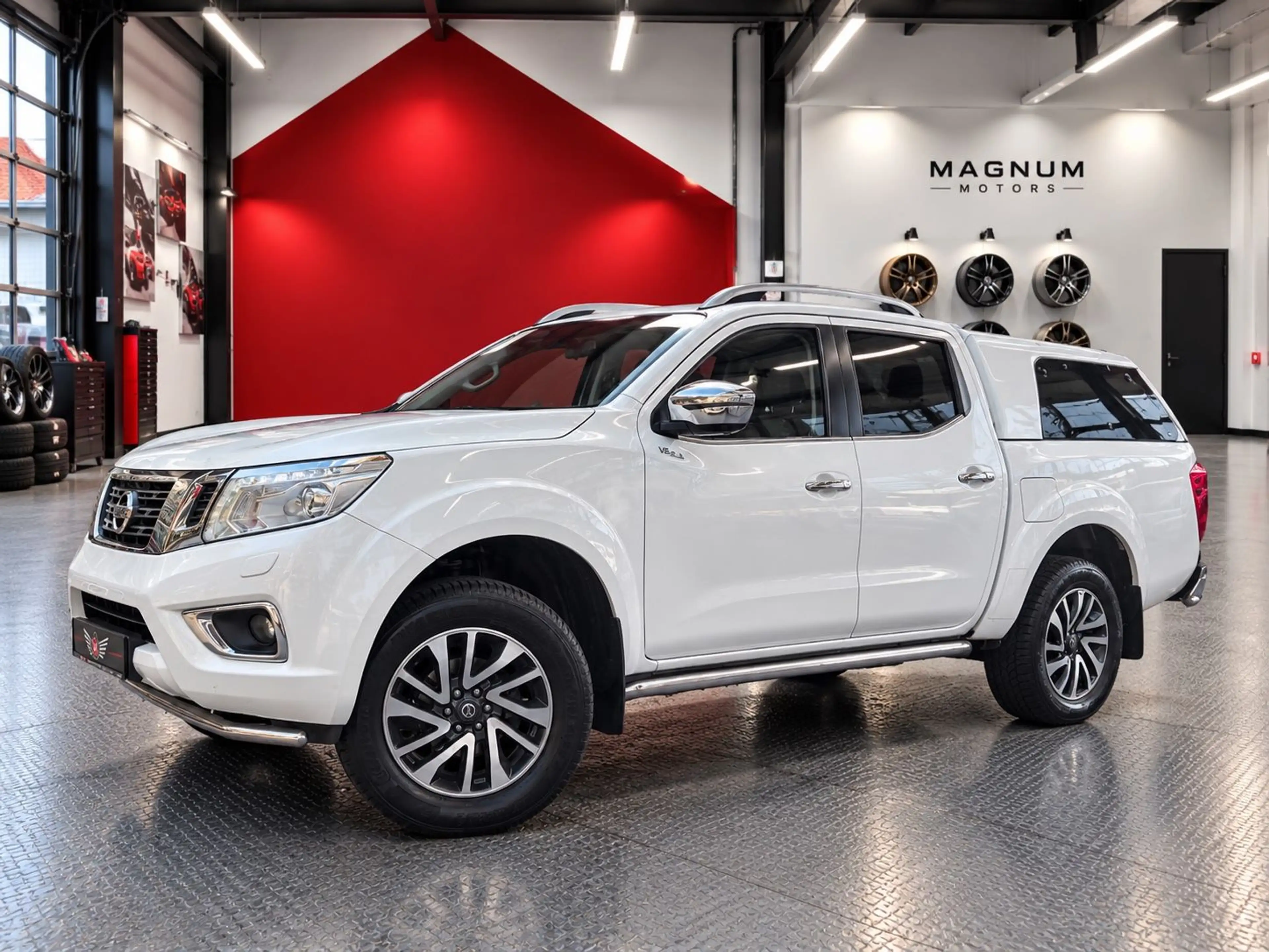 Nissan Navara NP300 N-Connecta Double Cab 4x4 — photo 3