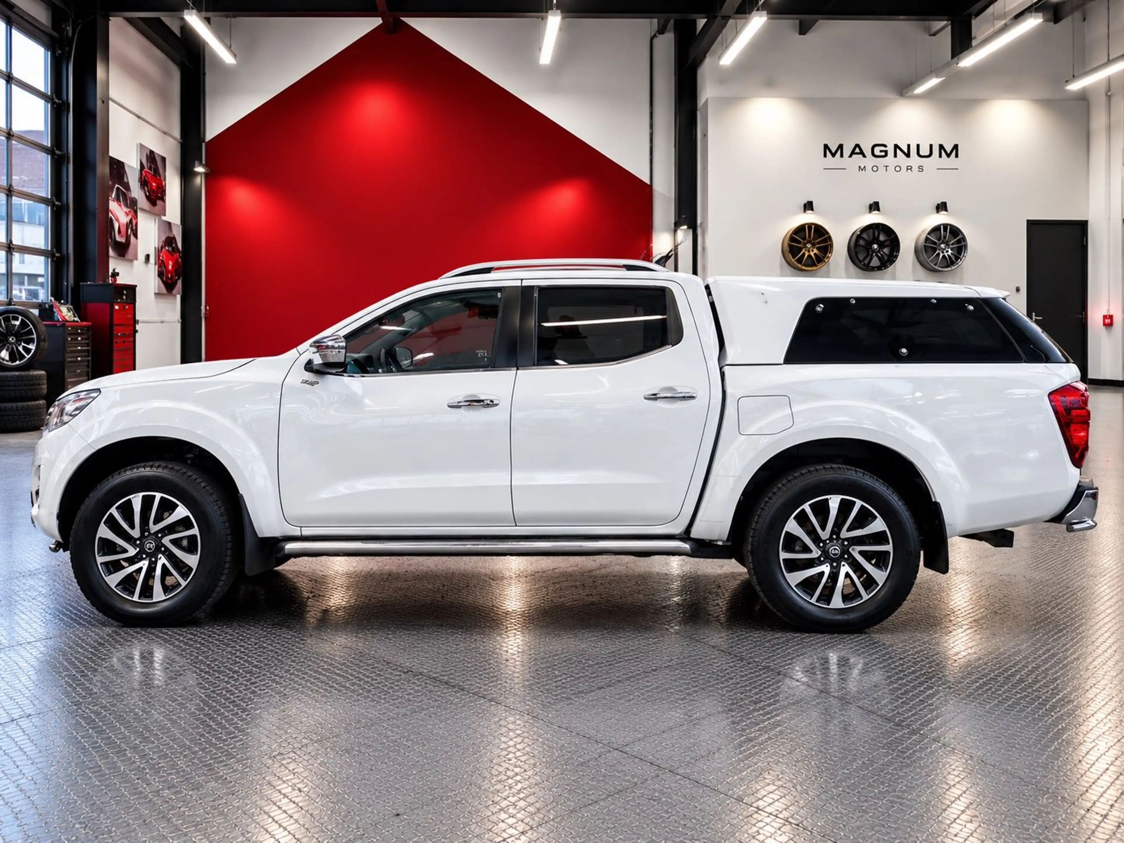 Nissan Navara NP300 N-Connecta Double Cab 4x4 — photo 8