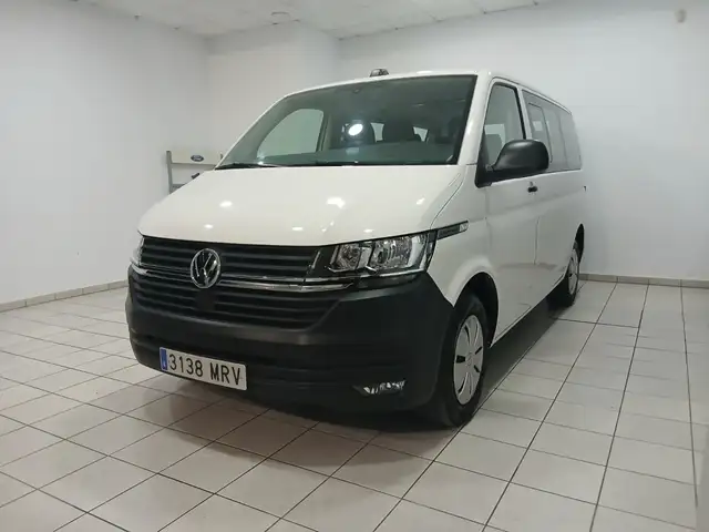 Volkswagen T5 Caravelle 2.0TDI Batalla Corta Aut. 110kW
