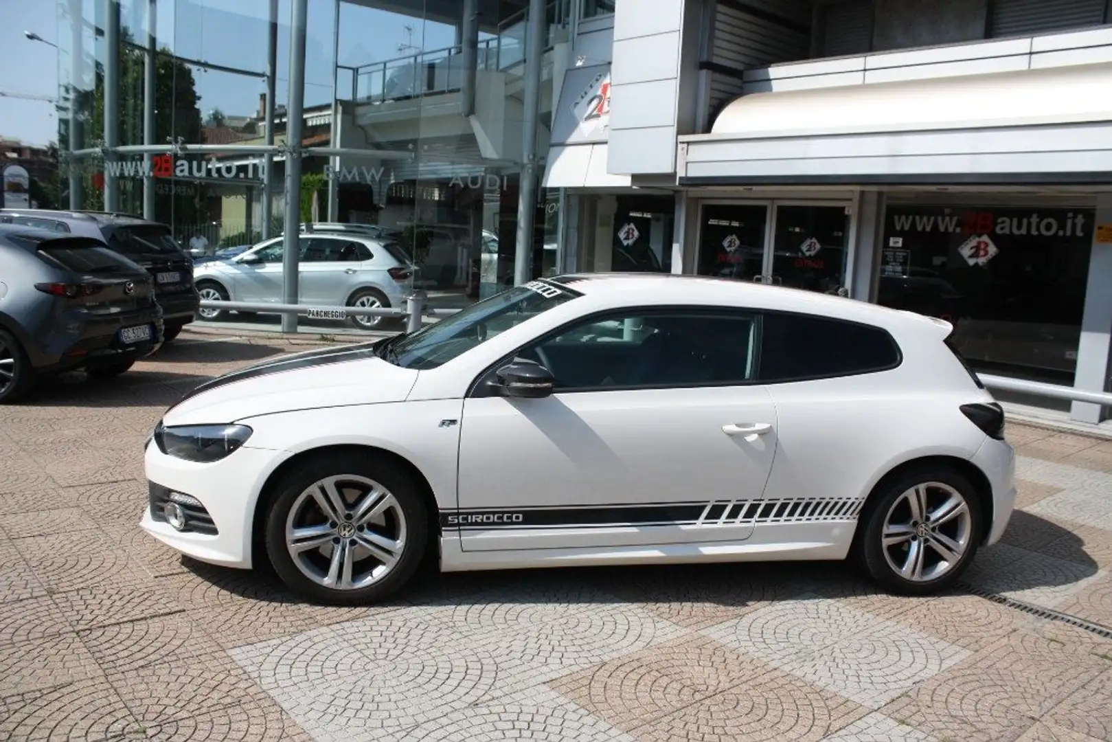 Volkswagen Scirocco 1.4 TSI 160CV R line Bianco - 2