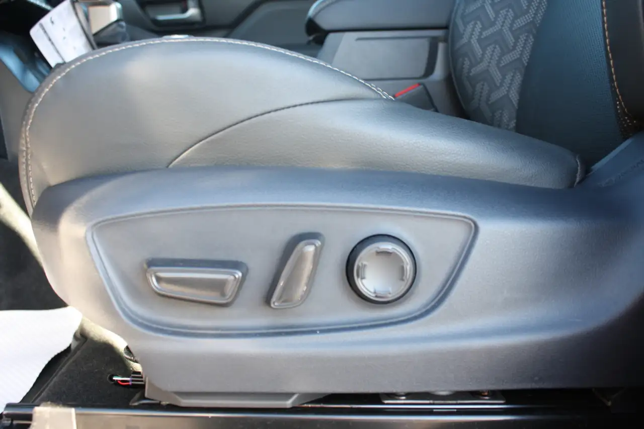 Toyota Tacoma снимка Toyota Tacoma