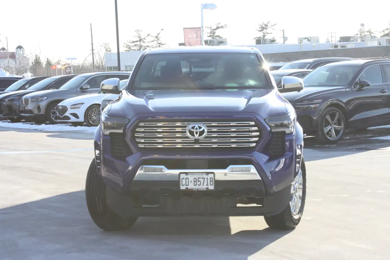 Toyota Tacoma снимка Toyota Tacoma