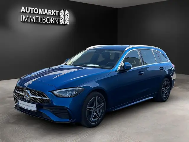 Mercedes-Benz C-Class view 3