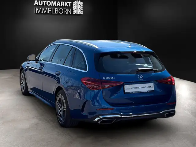 Mercedes-Benz C-Class view 6