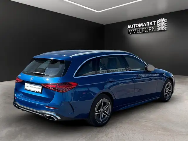 Mercedes-Benz C-Class view 7