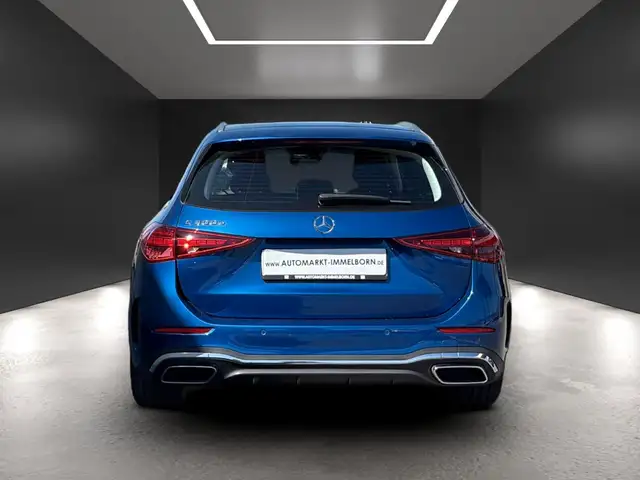Mercedes-Benz C-Class view 10