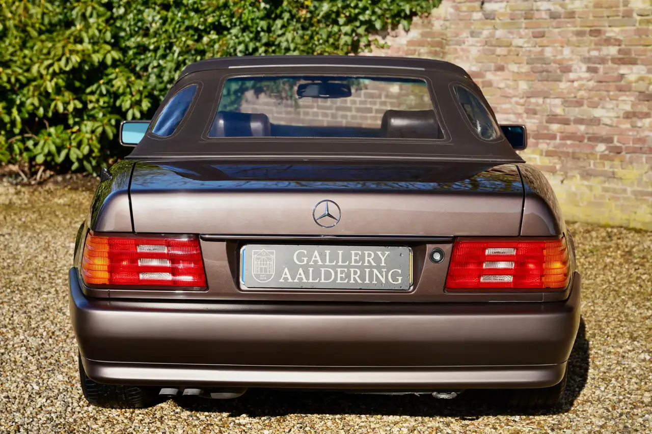 Mercedes-Benz SL 300 "Brown over brown" Elegant "Nutria Brown over Braz, foto 10