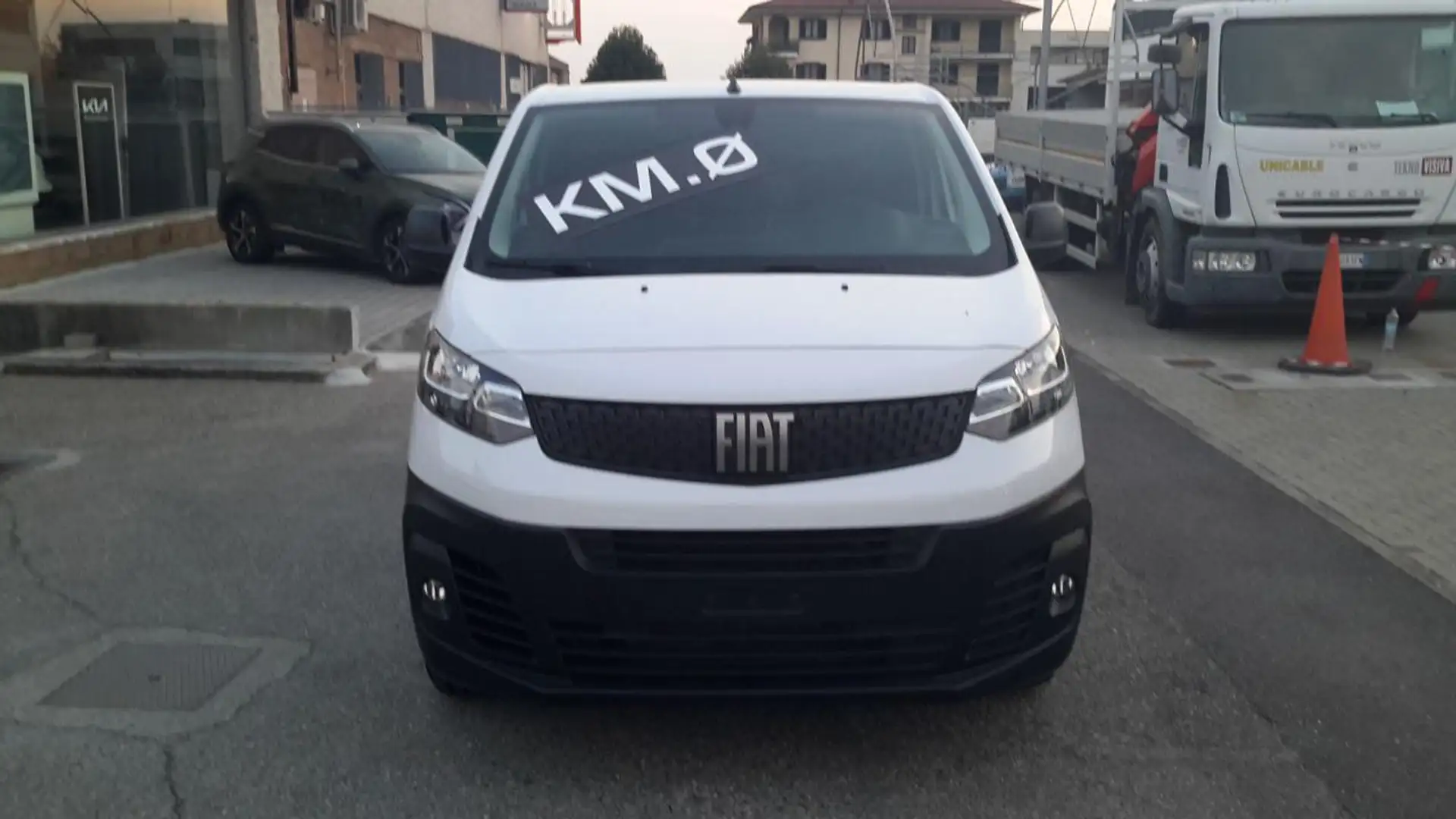 Fiat Scudo 75kWh L2H1 Furgone BEV BUSINESS KM0 Blanc - 2
