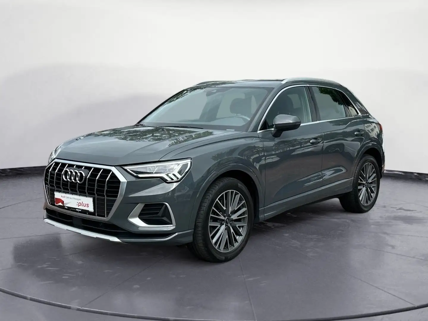 Audi Q3 40 TDI quattro advanced LED/ACC/Navi/Kamera/A Grau - 2