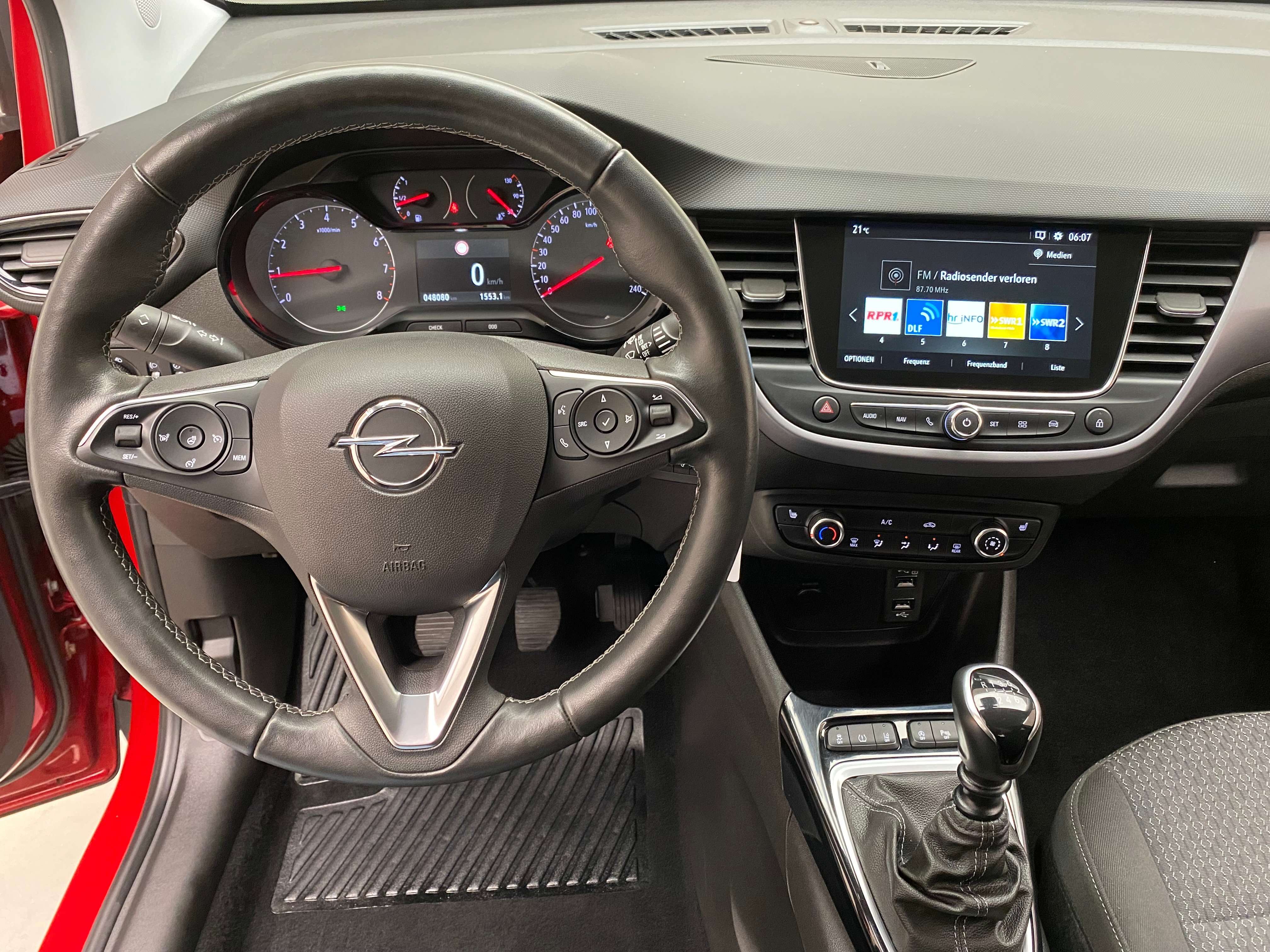 Opel Crossland X