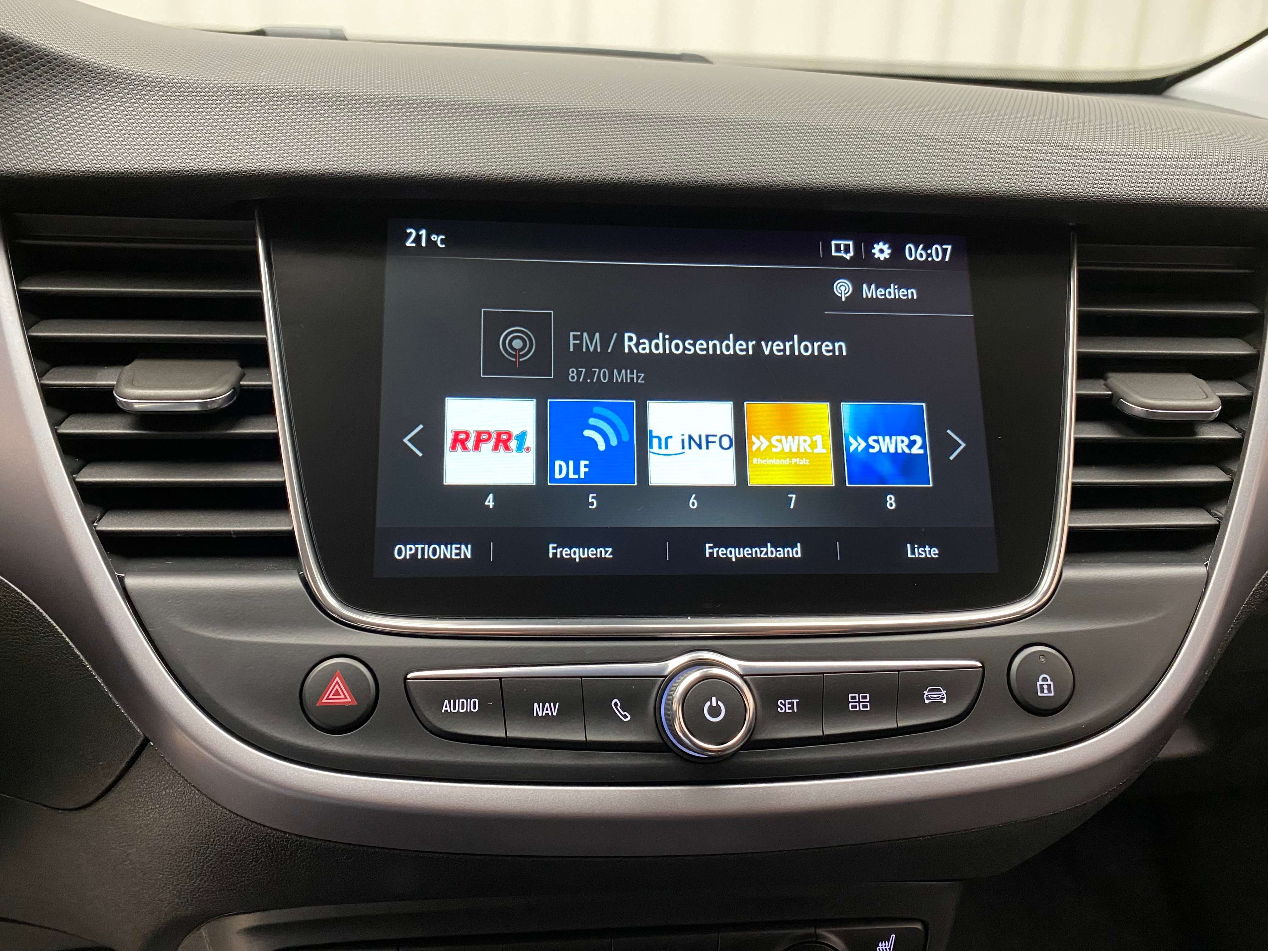 Opel Crossland X