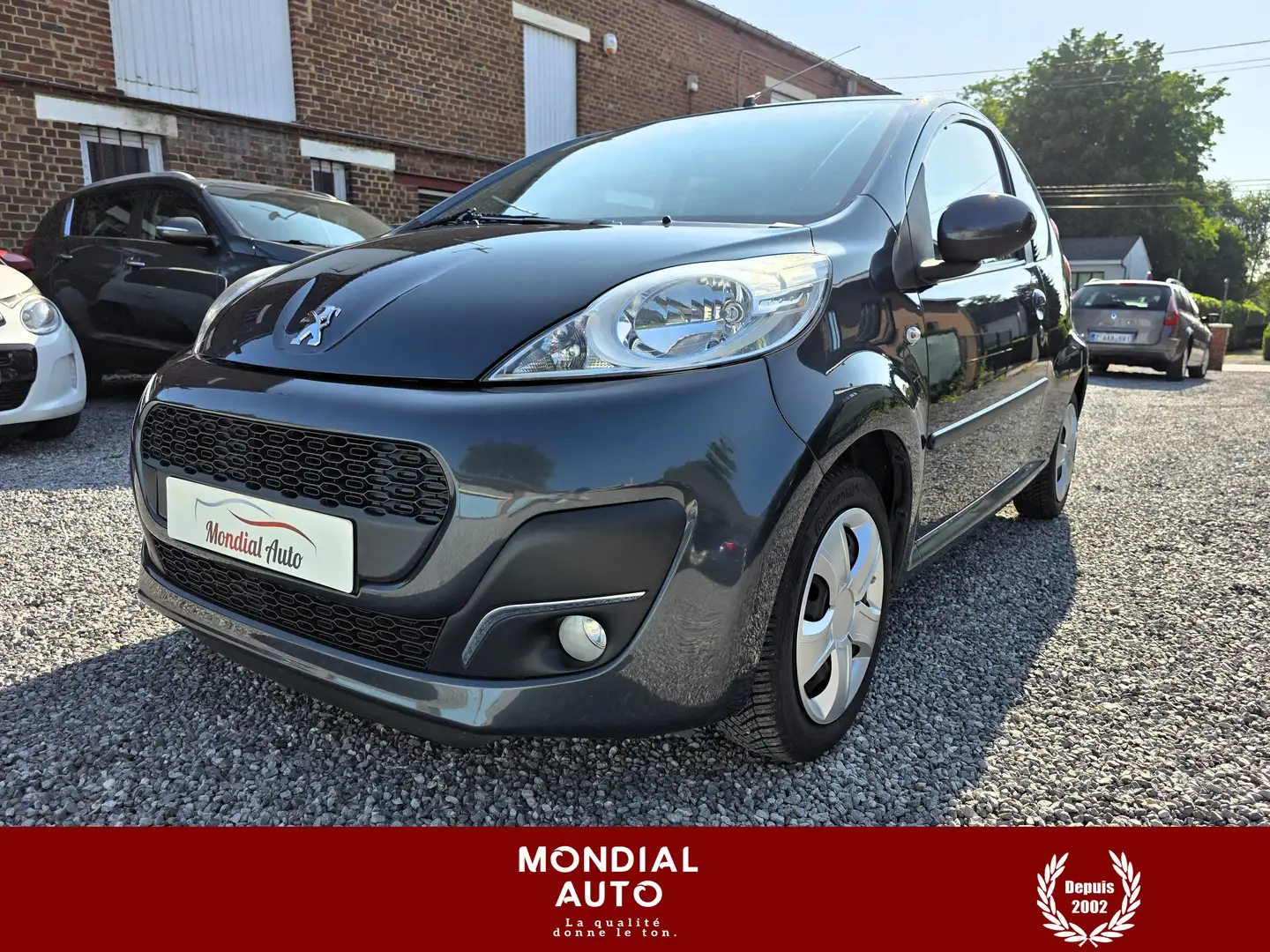 Peugeot 107 1.0i Access Schwarz - 1