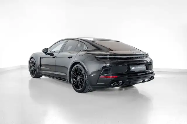 Porsche Panamera view 4