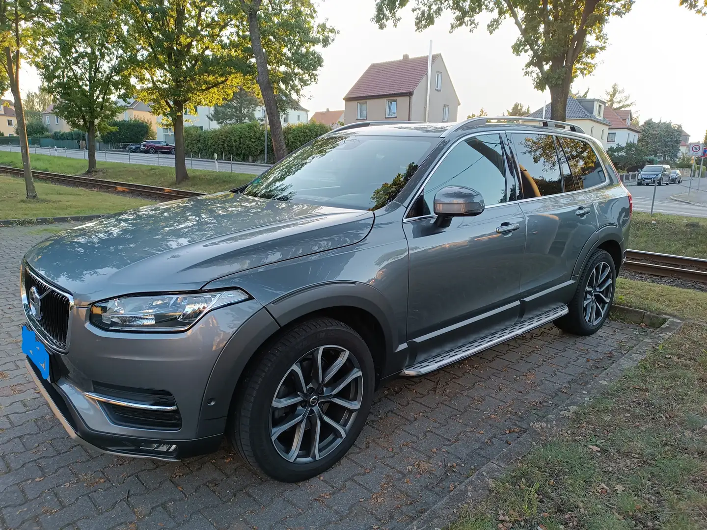 Volvo XC90 XC90 T5 AWD Geartronic Momentum Grau - 1