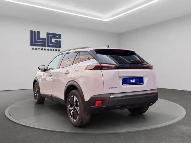 Peugeot 2008 view 7