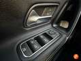 Mercedes-Benz A 180 Rojo - thumbnail 24