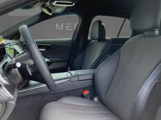 Mercedes-Benz E-Class view 6