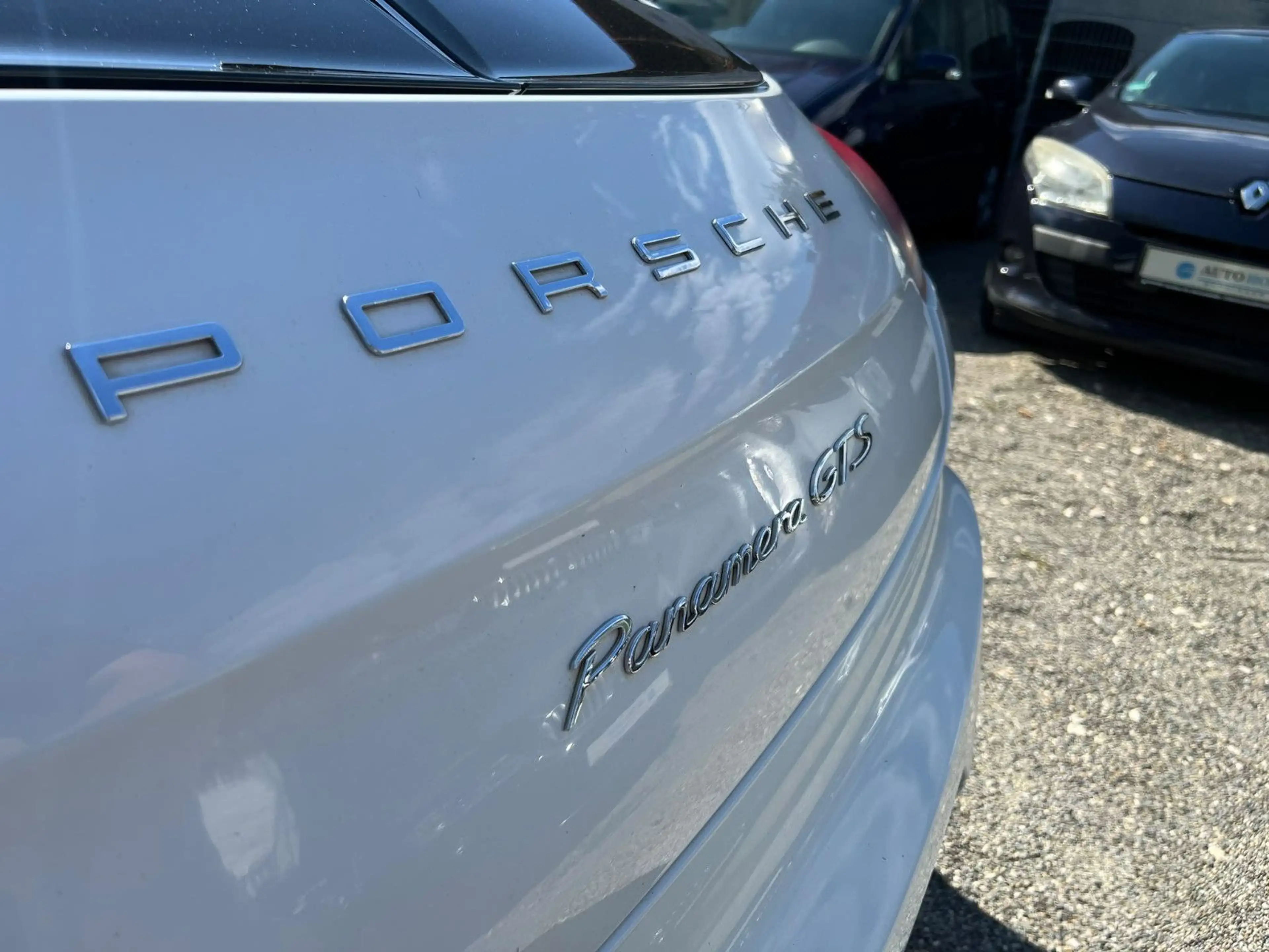 Porsche Panamera GTS — photo 12