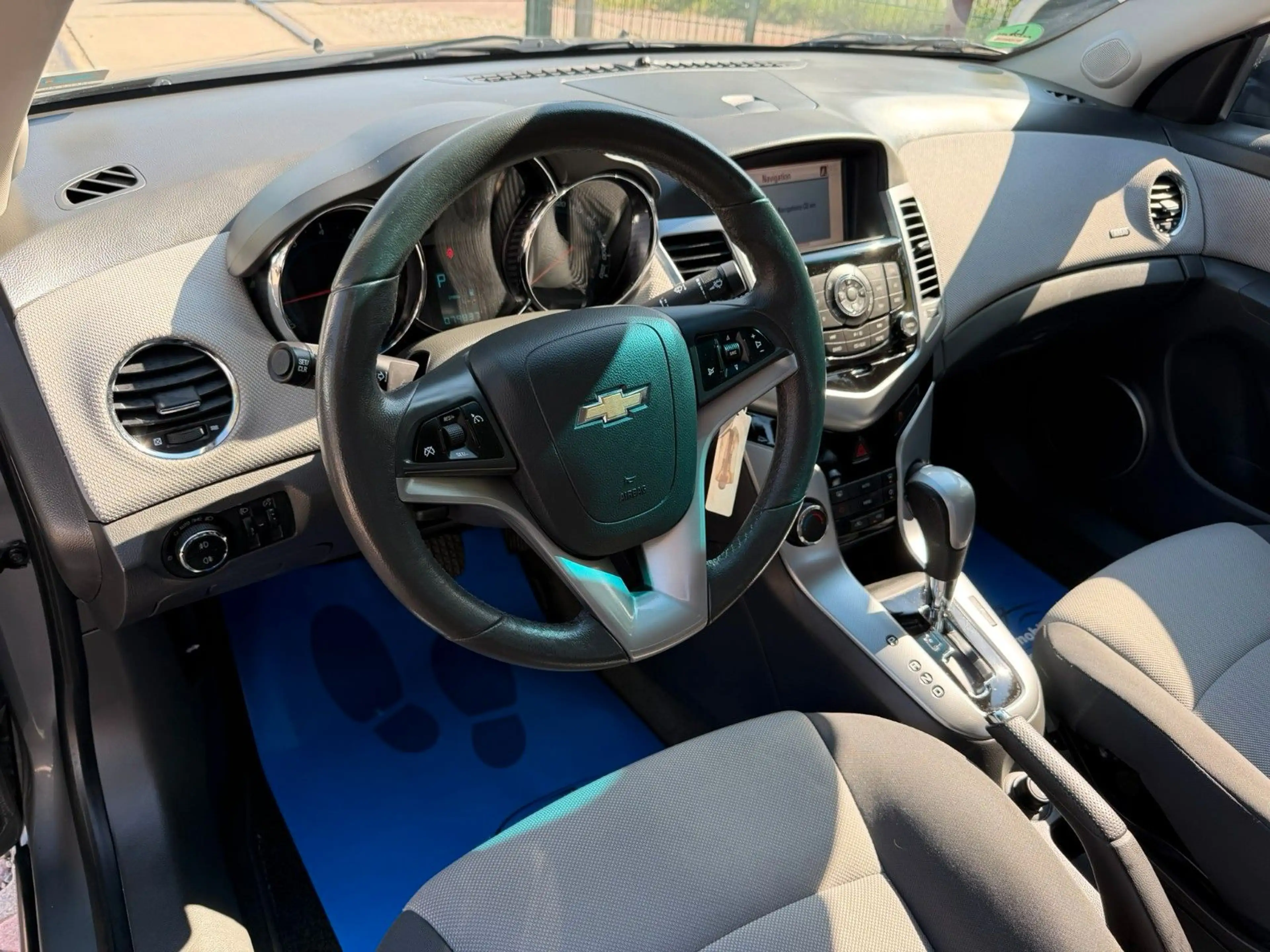 Chevrolet Cruze LT *Aut.*Navi*PDC*MFL* TÜV Neu — photo 10